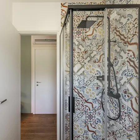 Di Ada - Modern Design - Airco, Private Pool & Near The Vila