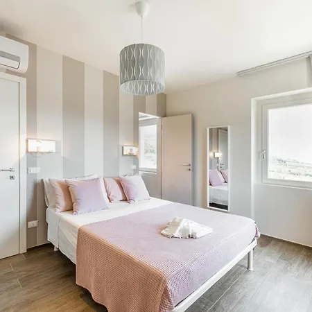 Villa Di Ada - Modern Design - Airco, Private Pool & Near The