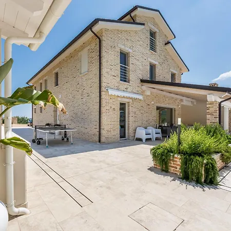 Villa Di Ada - Modern Design - Airco, Private Pool & Near The Monterubbiano