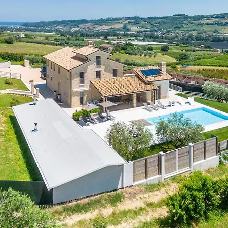 Di Ada - Modern Design - Airco, Private Pool & Near The Villa
