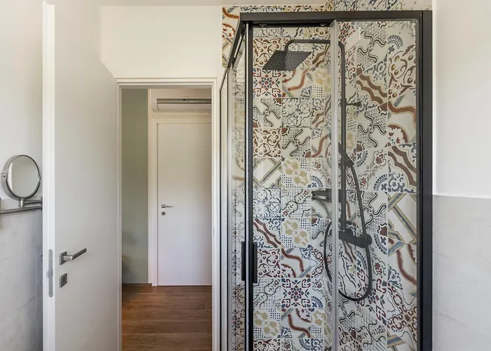 Di Ada - Modern Design - Airco, Private Pool & Near The Villa