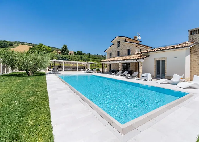 Di Ada - Modern Design - Airco, Private Pool & Near The Villa *