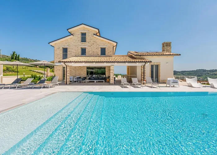 Villa Di Ada - Modern Design - Airco, Private Pool & Near The Monterubbiano